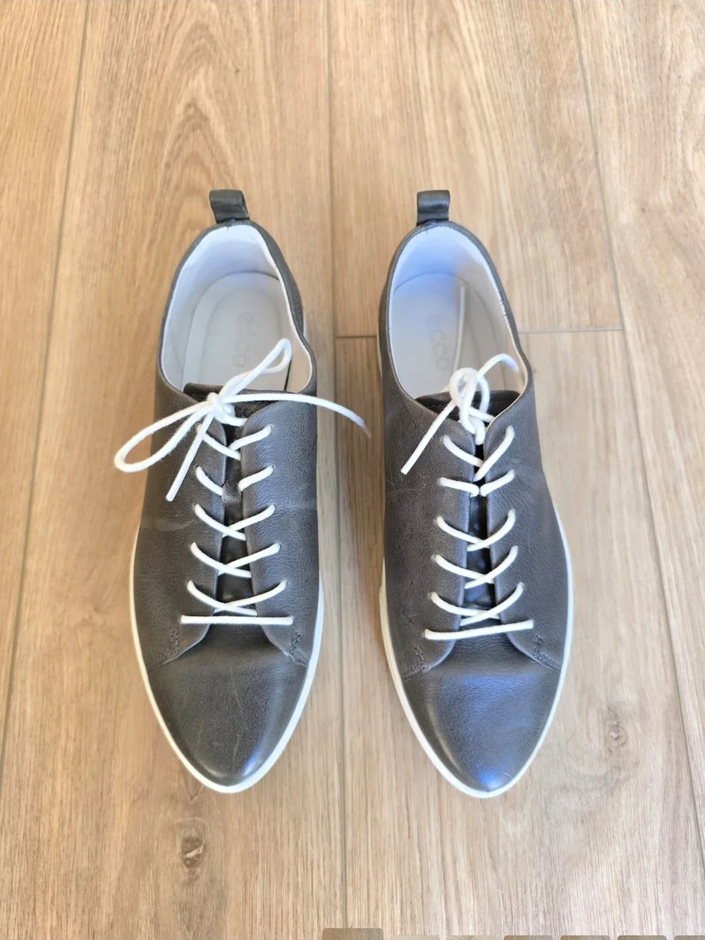 Ecco Women's Gillian Low-Top Sneakers in Gray with White Sole Size 10 EU 41 - Picture 2 of 6